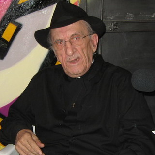 Oggi si celebrano i funerali di Don Andrea Gallo, Sanremonews e tutta la redazione si uniscono al dolore della comunità e della città Oggi si celebrano i funerali di Don Andrea Gallo, Sanremonews e tutta la redazione si uniscono al dolore della comunità e della città