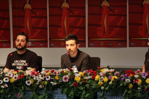 Festival di Sanremo 2014: Diodato si presenta al pubblico del Festival insieme a Roy Paci Festival di Sanremo 2014: Diodato si presenta al pubblico del Festival insieme a Roy Paci