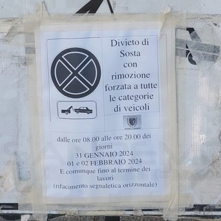 Sanremo: proteste per la segnaletica orizzontale in via D'Annunzio, i residenti chiedono prima gli asfalti