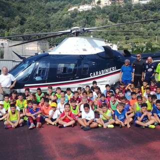 I ragazzi del Don Bosco Vallecrosia Intemelia all'esercitazione dei Carabinieri (Foto) I ragazzi del Don Bosco Vallecrosia Intemelia all'esercitazione dei Carabinieri (Foto)