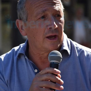 Diano Marina: giovedì sera in Comune una conferenza su “Ukraina: una guerra che ci tocca da vicino” Diano Marina: giovedì sera in Comune una conferenza su “Ukraina: una guerra che ci tocca da vicino”