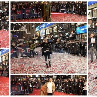 Sanremo: spettacolo 'Red Carpet', via Matteotti e piazza Colombo invasa dai fan dei protagonisti del Festival (Foto e Video) Sanremo: spettacolo 'Red Carpet', via Matteotti e piazza Colombo invasa dai fan dei protagonisti del Festival (Foto e Video)
