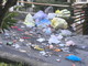 Sanremo: situazione di degrado con rifiuti in strada nella zona di corso Inglesi, la segnalazione di un lettore (Foto) Sanremo: situazione di degrado con rifiuti in strada nella zona di corso Inglesi, la segnalazione di un lettore (Foto)