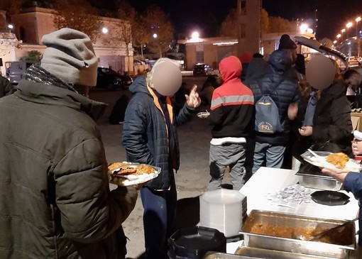 Ventimiglia: aumentano i migranti, fa freddo e i problemi sono molti. L'appello di 'Rete Sanremo Solidale'