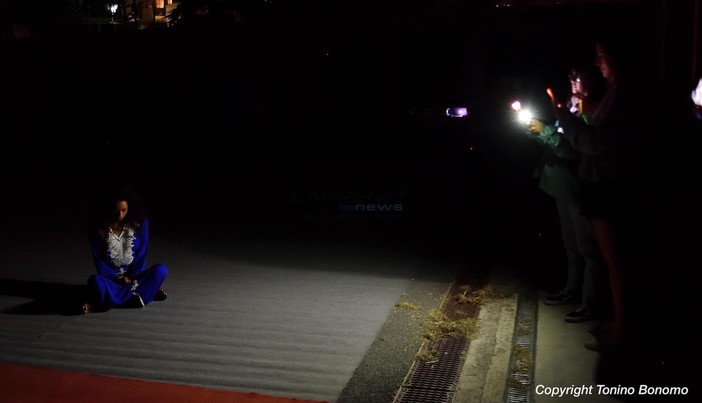 Sanremo: evento di beneficenza per profughi afghani, organizzatori "Dal Comune niente luce e bagni chiusi" Sanremo: evento di beneficenza per profughi afghani, organizzatori "Dal Comune niente luce e bagni chiusi"