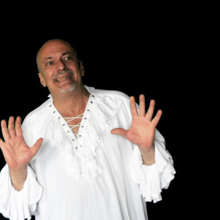 Nuova importante parte per l'attore matuziano Enzo Mazzullo in un monologo di Stefano Benni