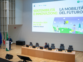 L’assessore Franco Lucente, accoglie il pubblico con i saluti istituzionali all’Auditorium Testori L’assessore Franco Lucente, accoglie il pubblico con i saluti istituzionali all’Auditorium Testori