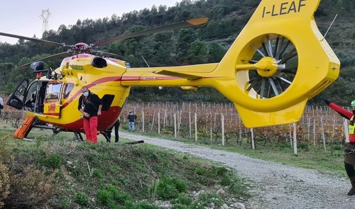 San Biagio della Cima: incidente in campagna, 28enne trasportato in elicottero a Pietra Ligure