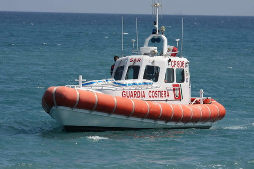Imperia: ictus a bordo di una nave da crociera, interviene la Guardia Costiera