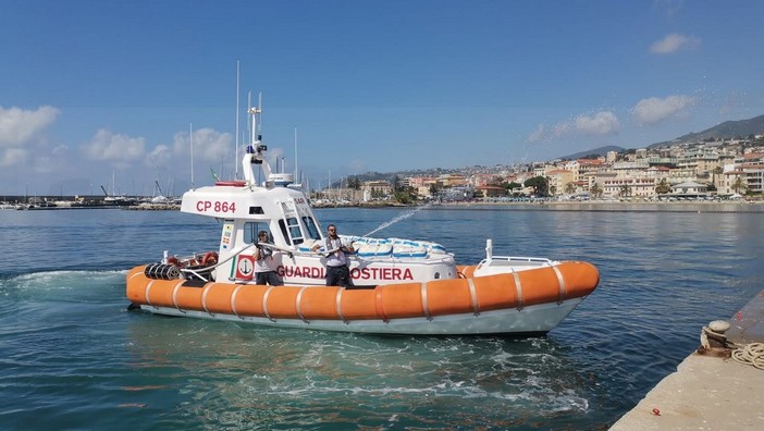 Sanremo: esercitazione antincendio questa mattina a Portosole con 118, Guardia Costiera e Vigili del Fuoco Sanremo: esercitazione antincendio questa mattina a Portosole con 118, Guardia Costiera e Vigili del Fuoco