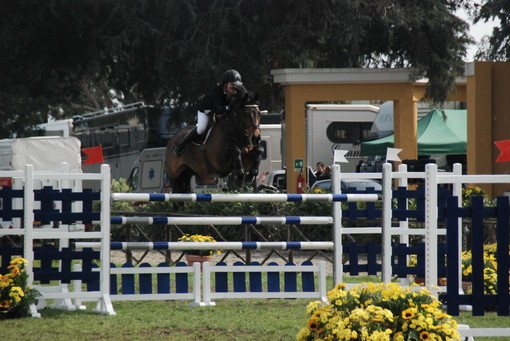 Equitazione: la 23enne comasca Francesca Crivellari vince la gara più importante di oggi a Sanremo