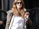 Sanremo: Elisabetta Canalis pranza al 'Phoenix', molti i paparazzi al suo seguito