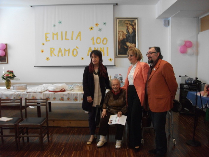 Sanremo: festa per i 100 anni della poetessa dialettale Emilia Ramò alla residenza protetta 'Don Orione' Sanremo: festa per i 100 anni della poetessa dialettale Emilia Ramò alla residenza protetta 'Don Orione'