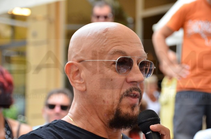 Sanremo: cresce l'attesa per il 'Concerto per Amatrice' del 24, anche Enrico Ruggeri lo sostiene