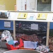Taggia: abbandono di rifiuti all'ecoisola di via Milano, incivile multato. Conio "Nessuna tolleranza"