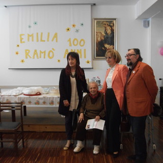 Sanremo: festa per i 100 anni della poetessa dialettale Emilia Ramò alla residenza protetta 'Don Orione'