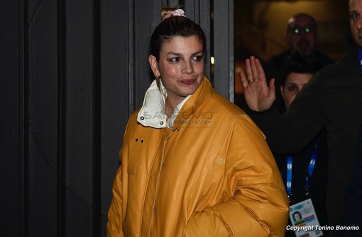 70° Festival di Sanremo: si alza il velo di mistero sull'ospite di domani: sul palco di piazza Colombo arriva Emma
