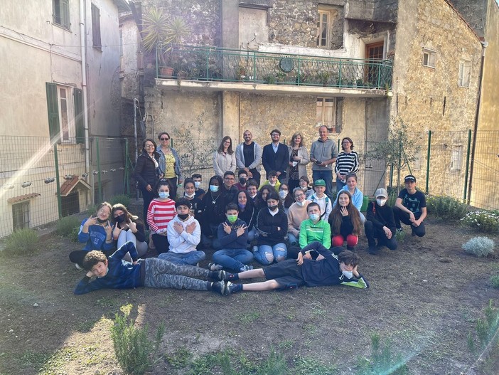 Ceriana: progetto Erasmus tra Italia e Germania, la scuola primaria per preservare il patrimonio territoriale Ceriana: progetto Erasmus tra Italia e Germania, la scuola primaria per preservare il patrimonio territoriale