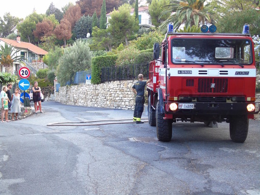 Cervo: l'emergenza idrica a Capo Mimosa è rientrata. Il Sindaco Giordano però avverte: “Il problema non è risolto” Cervo: l'emergenza idrica a Capo Mimosa è rientrata. Il Sindaco Giordano però avverte: “Il problema non è risolto”