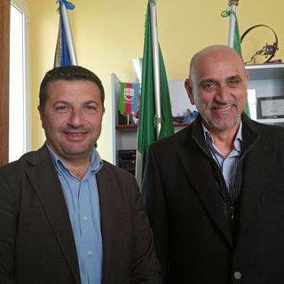 Nuove ecoisole informatizzate a Vallecrosia, Biasi e Fazzari: "Un milione di euro dal Pnrr" (Foto e video)