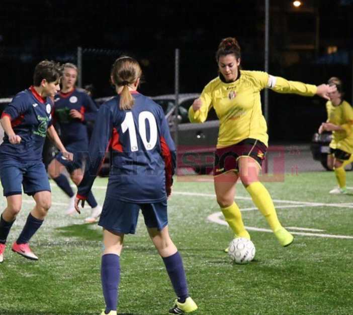 Elisa Cerato, attaccante del Don Bosco Valle Intemelia targato calcio a 5 femminile (foto Eugenio Conte) Elisa Cerato, attaccante del Don Bosco Valle Intemelia targato calcio a 5 femminile (foto Eugenio Conte)