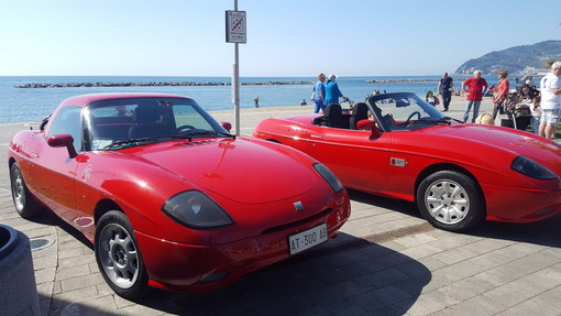 Electro Motor Show, grande successo a San Bartolomeo al Mare: Drive test presi d'assalto sin dal mattino, favoriti anche dalle eccezionali condizioni meteo Electro Motor Show, grande successo a San Bartolomeo al Mare: Drive test presi d'assalto sin dal mattino, favoriti anche dalle eccezionali condizioni meteo