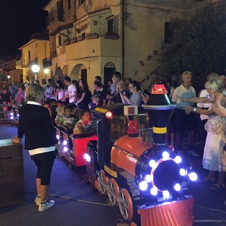 Riva Ligure: dalle 21 il lungomare verrà invaso da giochi e spettacoli dedicati ai più piccoli