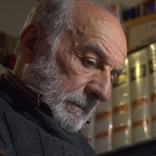 Carpasio: lo scrittore ventimigliese Enzo Barnabà domani pomeriggio al Museo della Lavanda Carpasio: lo scrittore ventimigliese Enzo Barnabà domani pomeriggio al Museo della Lavanda