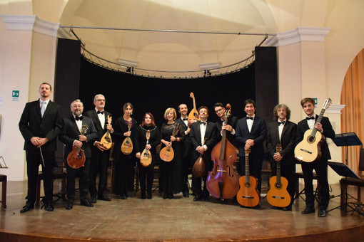 Sanremo: domenica concerto natalizio con mandolini e molto altro a Palazzo Roverizio Sanremo: domenica concerto natalizio con mandolini e molto altro a Palazzo Roverizio