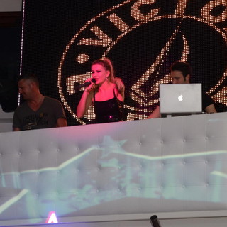 Festival 2013: il Victory incantato dalla sensualissima dj Eva Henger