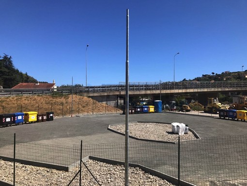 Raccolta rifiuti: servizi di Amaie Energia per il weekend di Pasqua, alcune variazioni e brevi chiusure Raccolta rifiuti: servizi di Amaie Energia per il weekend di Pasqua, alcune variazioni e brevi chiusure