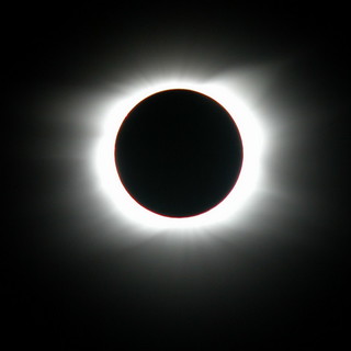 Domani mattina il fenomeno nella nostra provincia: aspettando l'eclissi di Sole, l'equinozio e la superluna Domani mattina il fenomeno nella nostra provincia: aspettando l'eclissi di Sole, l'equinozio e la superluna