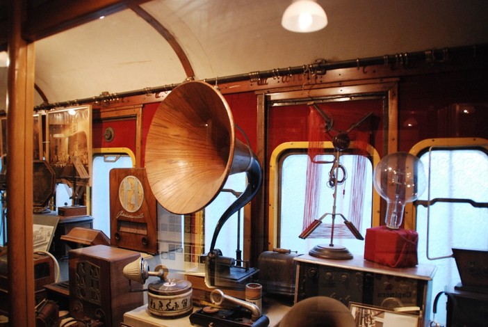 Vallecrosia: venerdì la visita al Museo della Canzone dal Ristorante Erio