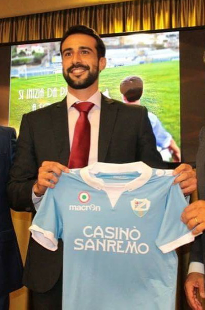 Calcio. Sanremese, si dimette il direttore Marketing Emanuele Capelli: “I colori biancoazzurri sempre nel cuore” Calcio. Sanremese, si dimette il direttore Marketing Emanuele Capelli: “I colori biancoazzurri sempre nel cuore”