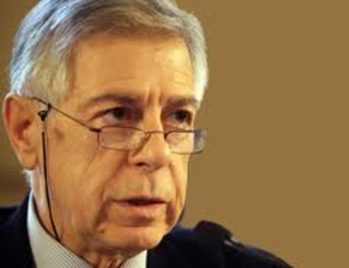 Domenica prossima ai Giardini Hanbury l'incontro con Ernesto Ferrero e la presentazione del suo ultimo libro