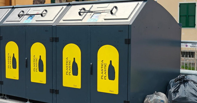 Sanremo rivoluziona la raccolta rifiuti: ecoisole anche per le utenze domestiche in centro città Sanremo rivoluziona la raccolta rifiuti: ecoisole anche per le utenze domestiche in centro città