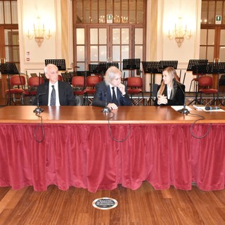 Sanremo: successo di pubblico per l'incontro con il regista Enrico Vanzina al Casinò Sanremo: successo di pubblico per l'incontro con il regista Enrico Vanzina al Casinò