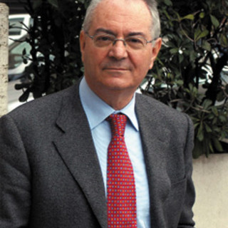 'Senza Europa non c'é futuro': questo il titolo della conferenza che Ezio Andreta terrà domani a Palazzo Viale a Cervo