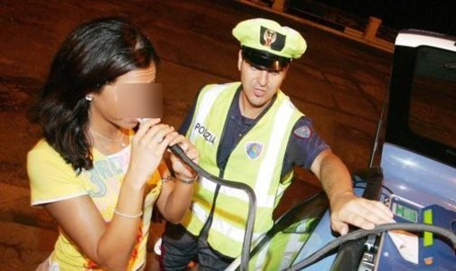 Da sabato anche nei locali 'Confcommercio' imperiesi i 'precursori' anti alcol Da sabato anche nei locali 'Confcommercio' imperiesi i 'precursori' anti alcol