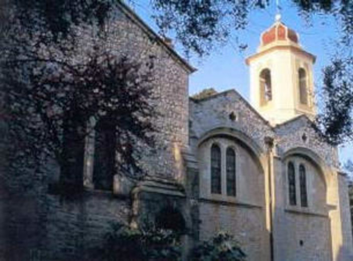 Bordighera: venerdì sera magica atmosfera tra musica e danza all'ex Anglicana