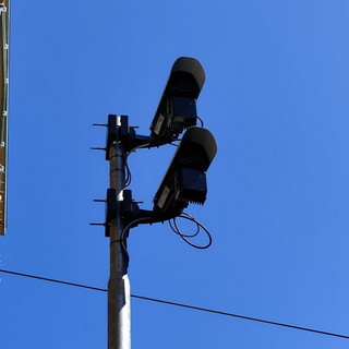 Vallecrosia: scoperto dalla Polizia Locale l'uomo che ha tranciato i cavi del semaforo intelligente
