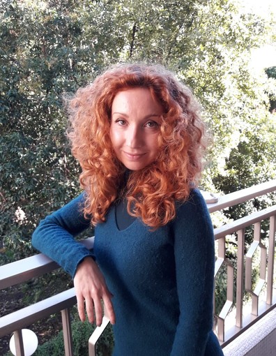Elena Esposito Elena Esposito