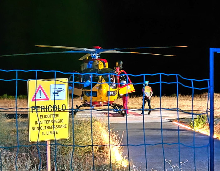 Sanremo: cade con lo scooter in corso Inglesi durante la notte, 37enne trasportato in elicottero al Santa Corona Sanremo: cade con lo scooter in corso Inglesi durante la notte, 37enne trasportato in elicottero al Santa Corona