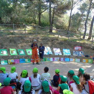 Cervo: questa mattina al Parco del Ciapà la scuola primaria 'Ferrari' ha partecipato alla 24a edizione di 'Piccoli fiori crescono' (Foto) Cervo: questa mattina al Parco del Ciapà la scuola primaria 'Ferrari' ha partecipato alla 24a edizione di 'Piccoli fiori crescono' (Foto)