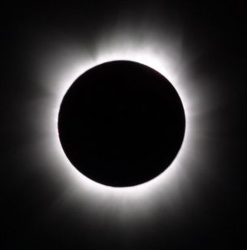 Il 20 marzo arriva l'Eclissi Solare parziale, osservazioni organizzate a Sanremo e Perinaldo