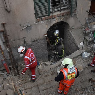 Bajardo: 8 case inagibili dopo lo scoppio del 31 dicembre, Livio Raffa trasferito all'ospedale di Pisa