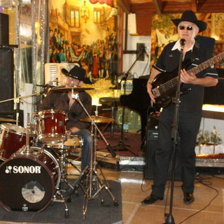 Vallecrosia: domani grande festa country con Eddy Ray Cooper e le sue ballerine “Da Erio”