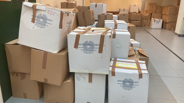 Referendum giustizia, attacco a magistrati: Meloni e Scajola nel mirino delle critiche sul caso Imperia