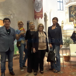 ‘Cervo in blu… d’inchiostro’ ha accolto la scrittrice Elisabetta Dami, la 'mamma' di Geronimo Stilton