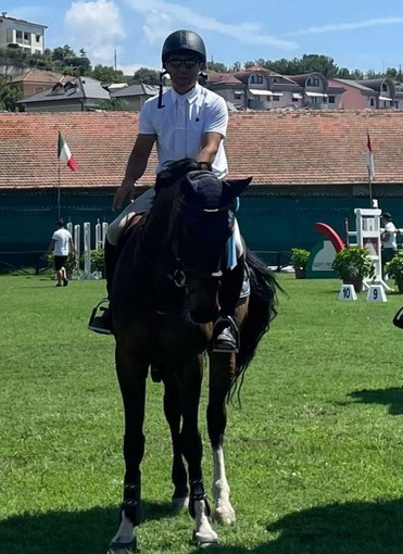 Sanremo: prosegue con grande successo il concorso internazionale di equitazione al Solaro (Foto)